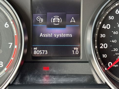 Used 2020 Volkswagen Atlas Cross Sport SE AWD/4WD image 15