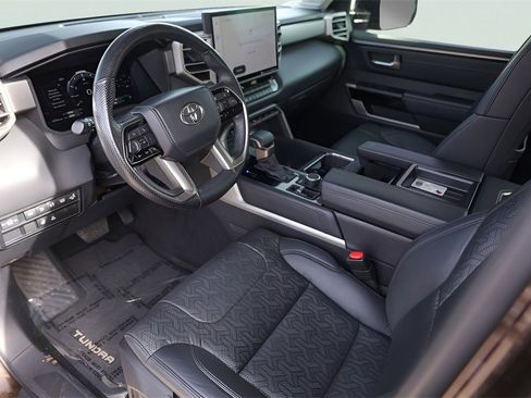 Used 2024 Toyota Tundra Limited image 13