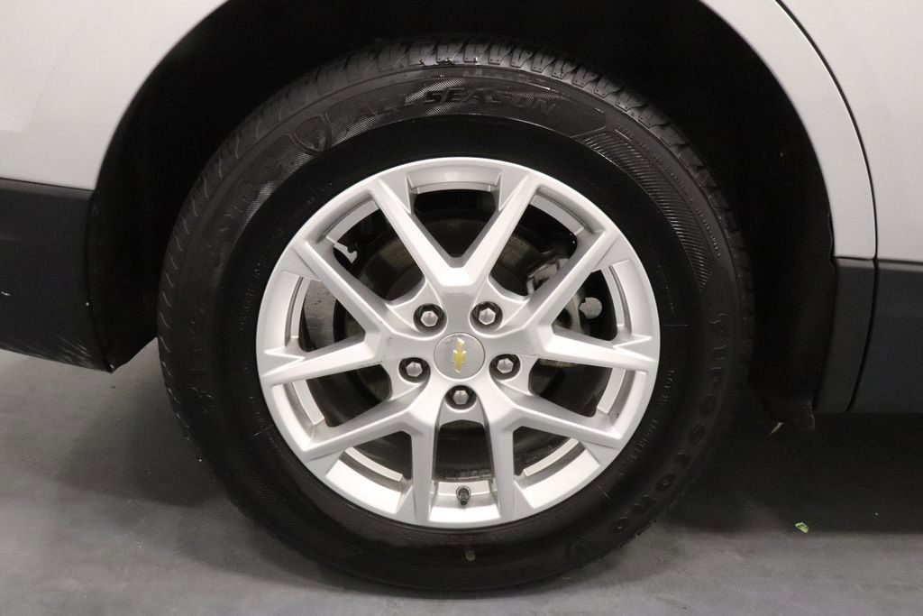 Used 2022 Chevrolet Equinox LS AWD/4WD image 25