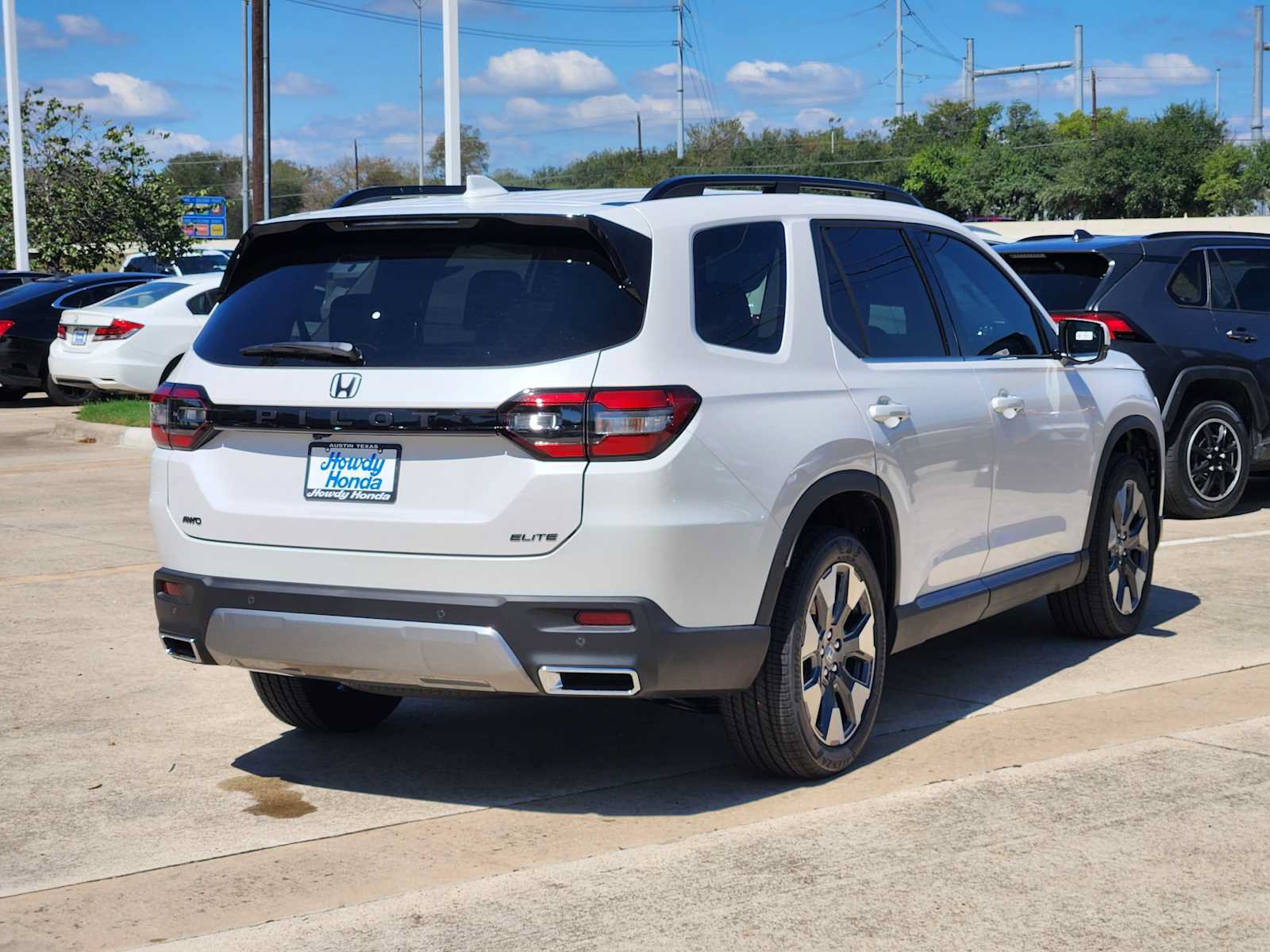 New 2026 Honda Pilot Elite image 4