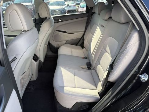 Used 2018 Hyundai Tucson Value FWD image 24