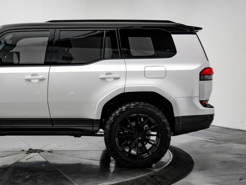 Used 2025 Lexus GX 550 550 Luxury+ 22 VOSSEN WHEELS image 7