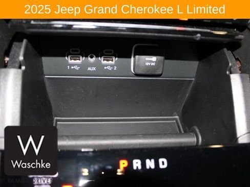 Used 2025 Jeep Grand Cherokee L Limited w/ Trailer Tow Package image 33