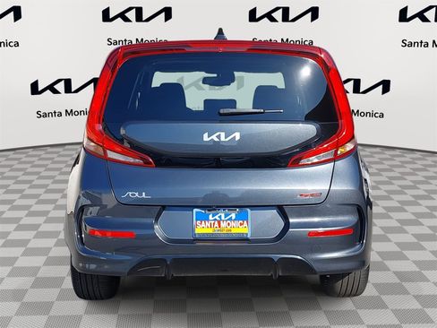 Certified 2022 Kia Soul GT-Line image 6