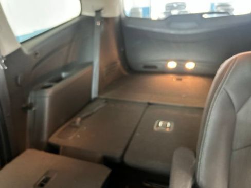 Used 2017 Chevrolet Traverse LT w/ Style and Technology Package FWD image 19
