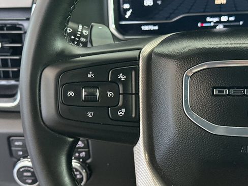 Used 2025 GMC Sierra 1500 Denali AWD/4WD image 32