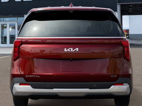 New 2026 Kia Carnival LXS image 13