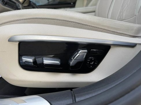 Used 2017 BMW 750i xDrive AWD/4WD image 24