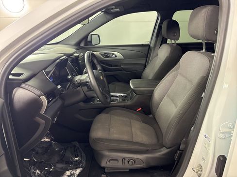 Used 2023 Chevrolet Traverse LT FWD image 34