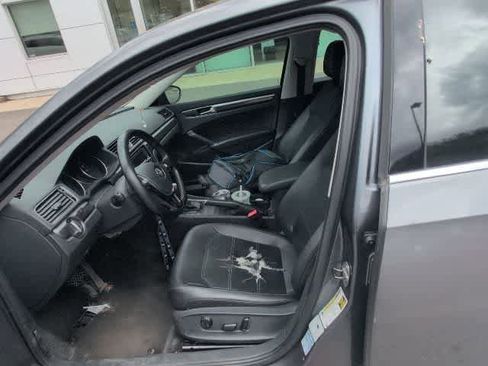 Used 2016 Volkswagen Passat 1.8T SE image 15