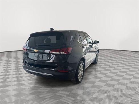 Used 2023 Chevrolet Equinox LT image 11