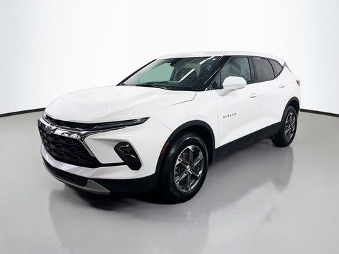 Used 2023 Chevrolet Blazer LT w/ LPO, Floor Liner Package FWD image 5