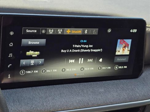 Used 2025 Nissan Kicks SV FWD image 20