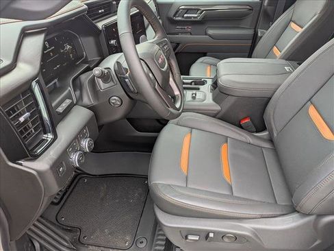 New 2026 GMC Sierra 1500 AT4 w/ AT4 Premium Package AWD/4WD image 4