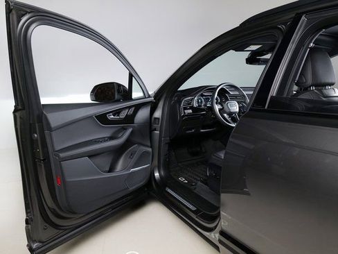 Used 2025 Audi Q7 2.0T Premium Plus w/ Premium Plus Package image 27