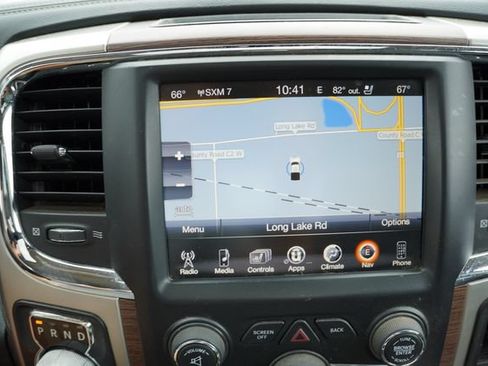 Used 2017 RAM 1500 Laramie w/ Convenience Group AWD/4WD image 7