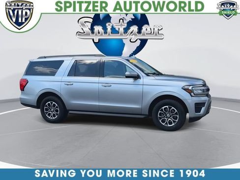 Used 2023 Ford Expedition Max XLT AWD/4WD image 2