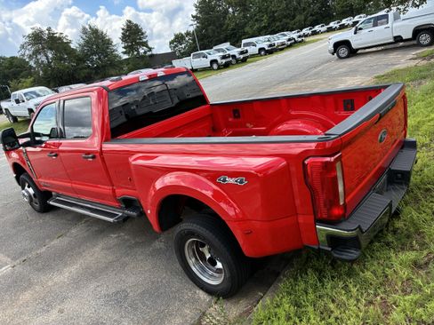 Used 2023 Ford F350 XLT AWD/4WD image 6