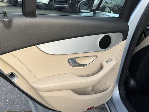 Used 2018 Mercedes-Benz C 300 Sedan image 23