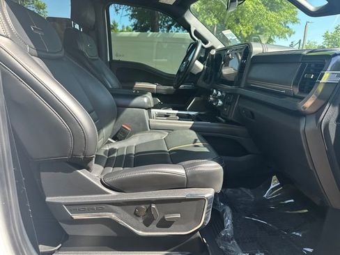 Used 2023 Ford F250 Platinum w/ FX4 Off-Road Package AWD/4WD image 16