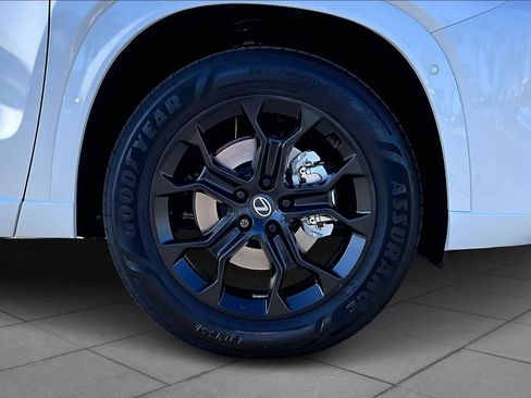 New 2026 Lexus TX 350 Premium image 9