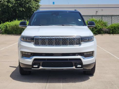 Used 2023 Jeep Grand Wagoneer L Series III w/ Rear Seat Video Group 1 AWD/4WD image 3