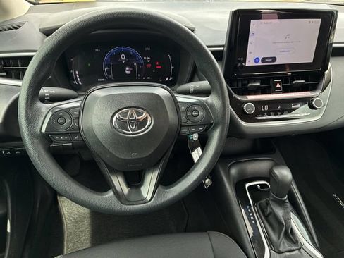 Used 2026 Toyota Corolla LE FWD image 14