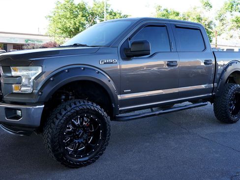 Used 2016 Ford F150 XLT image 8