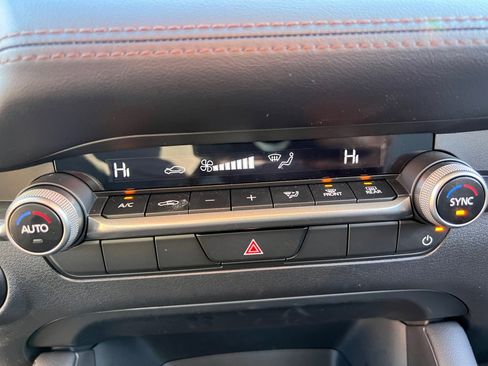 Certified 2025 MAZDA MAZDA3 s image 18