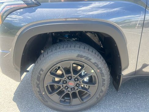 New 2026 Toyota Tundra Limited AWD/4WD image 28