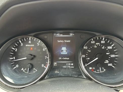 Used 2017 Nissan Rogue S FWD image 20