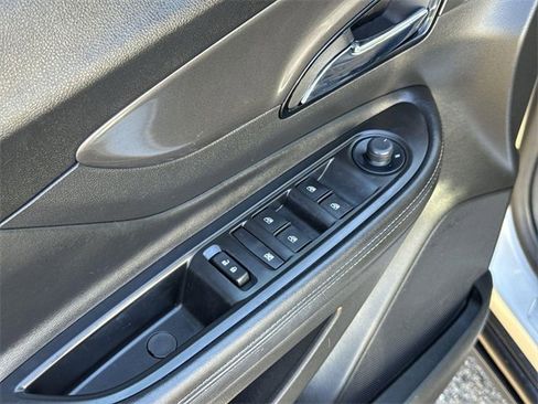 Used 2022 Buick Encore Preferred w/ Safety Package image 20