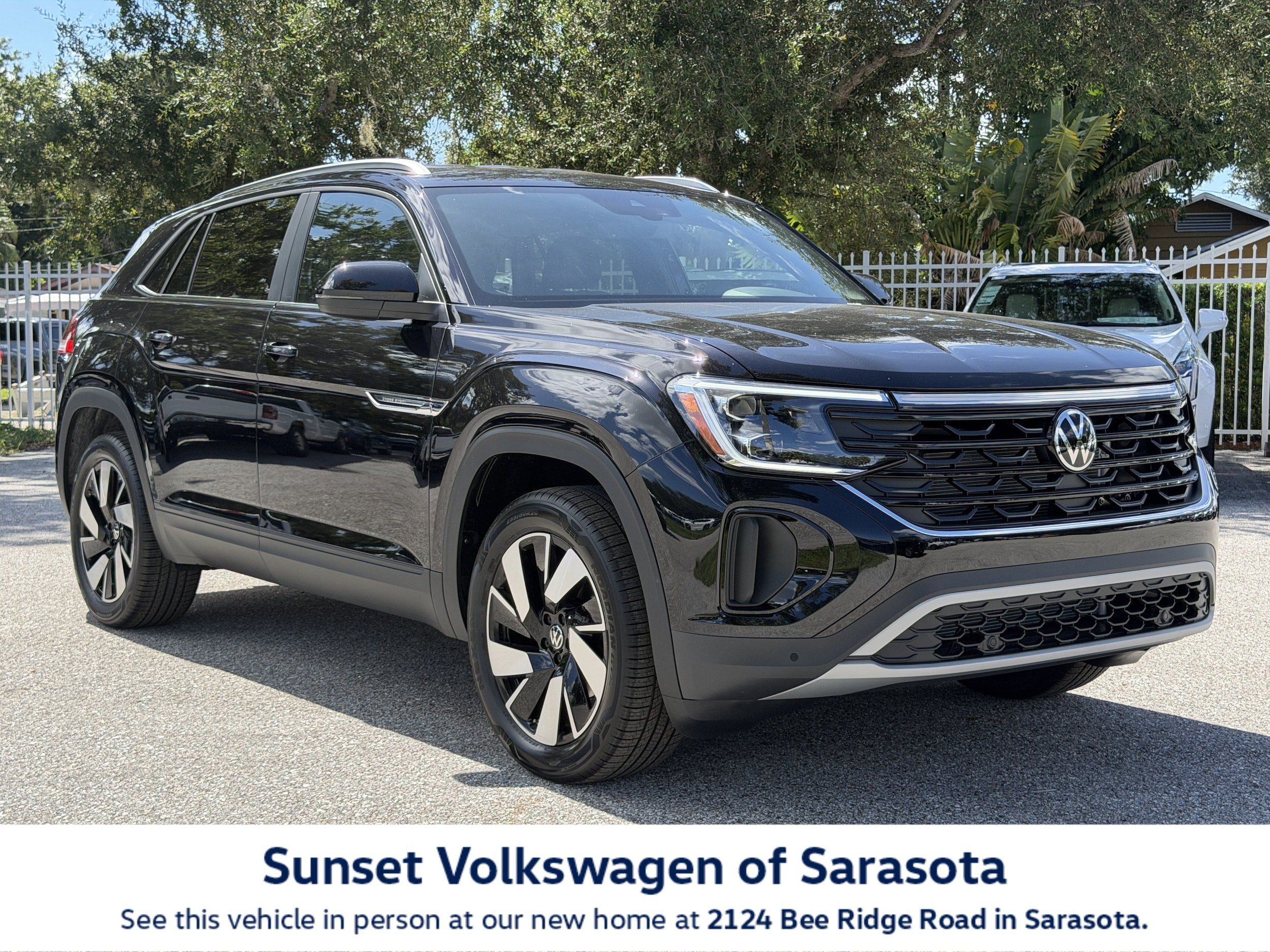 New 2026 Volkswagen Atlas Cross Sport SE FWD image 1