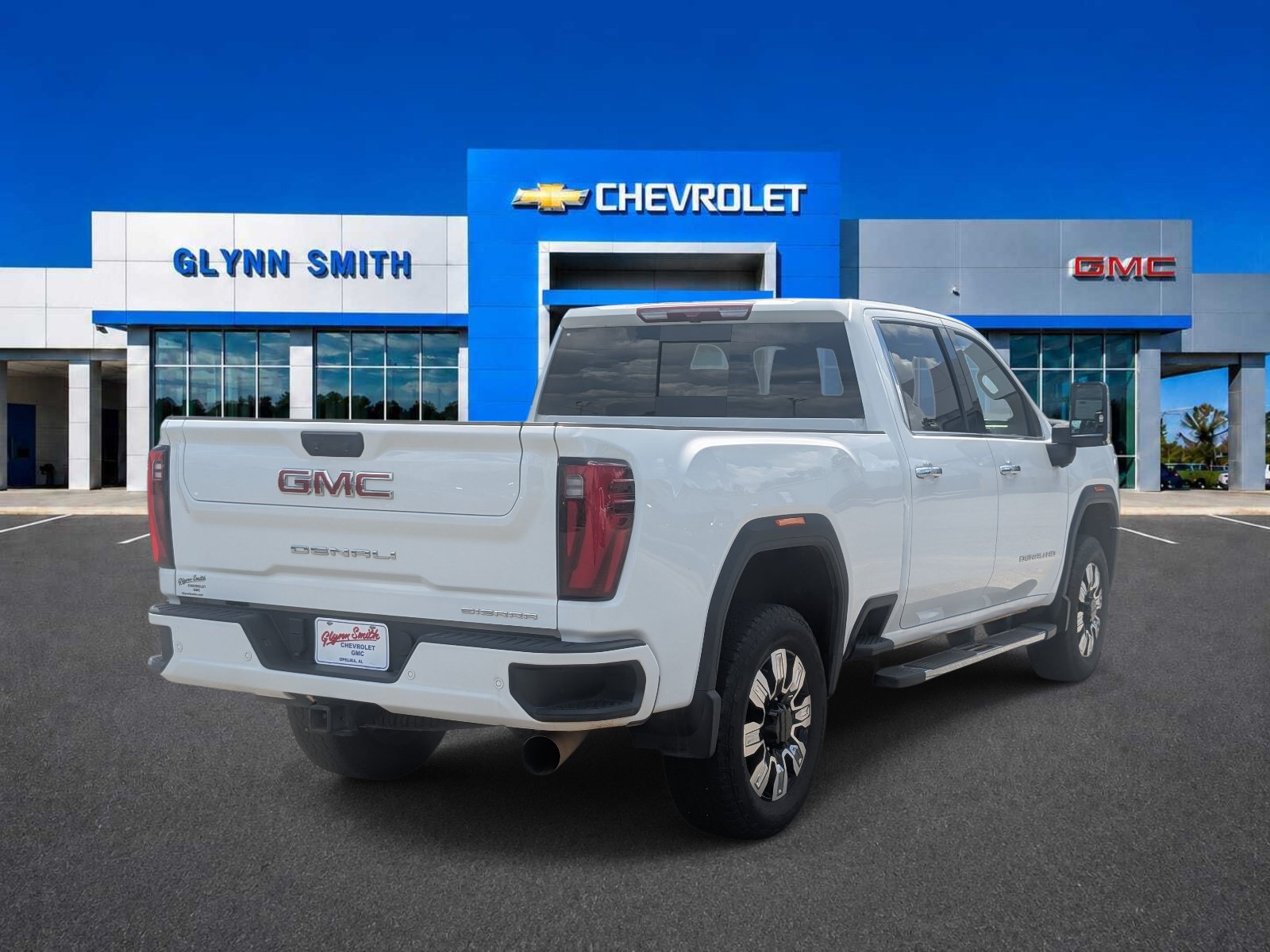 Used 2025 GMC Sierra 2500 Denali AWD/4WD image 12