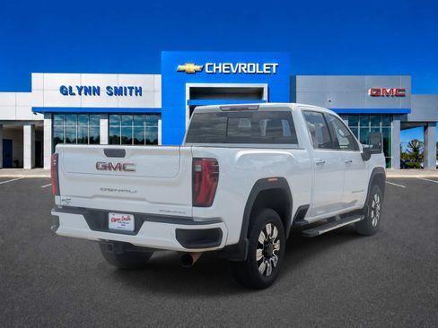 Used 2025 GMC Sierra 2500 Denali AWD/4WD image 12
