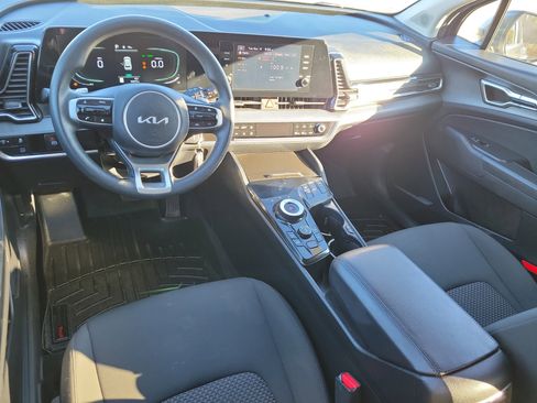 Used 2023 Kia Sportage LX image 19