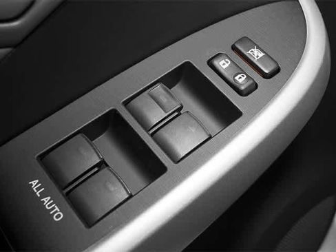 Used 2012 Toyota Prius Two FWD image 22
