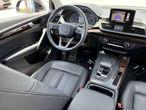 Used 2019 Audi Q5 2.0T Premium AWD/4WD image 12