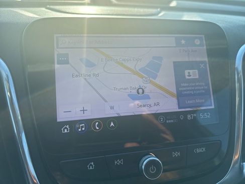 Used 2022 Chevrolet Equinox Premier AWD/4WD image 18