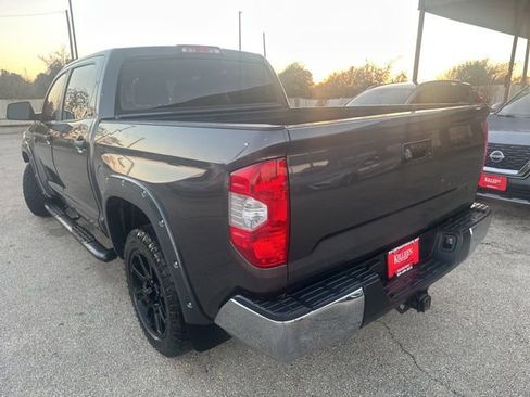 Used 2019 Toyota Tundra SR5 w/ SR5 Upgrade Package image 14