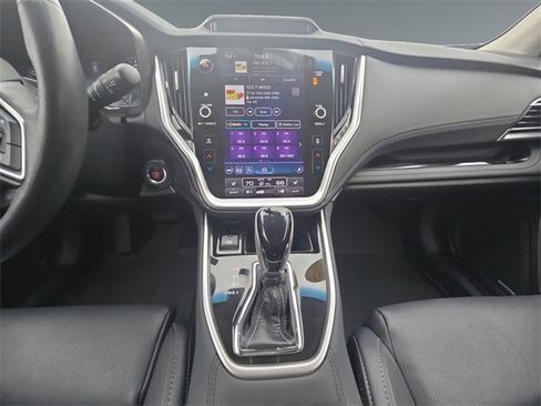 Certified 2022 Subaru Outback Limited image 15
