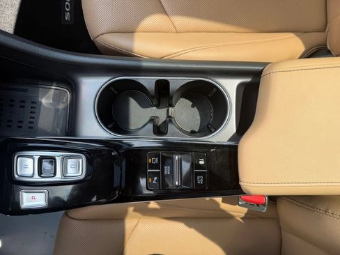 Used 2023 Hyundai Sonata Limited w/ Cargo Package FWD image 33