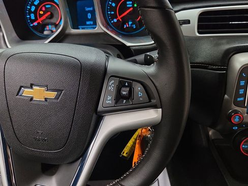 Used 2015 Chevrolet Camaro SS RWD image 15