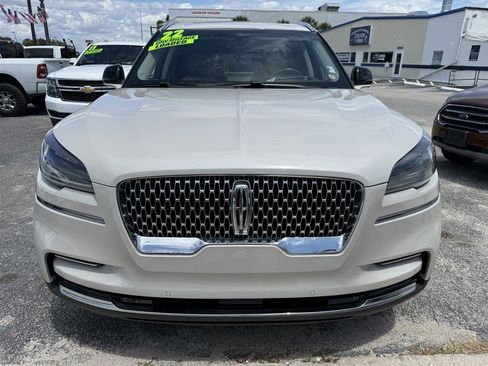 Used 2022 Lincoln Aviator Reserve w/ Equipment Group 201A RWD image 2