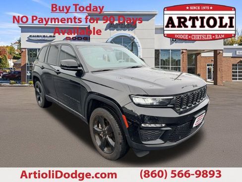Used 2023 Jeep Grand Cherokee Limited w/ Luxury Tech Group II image 1