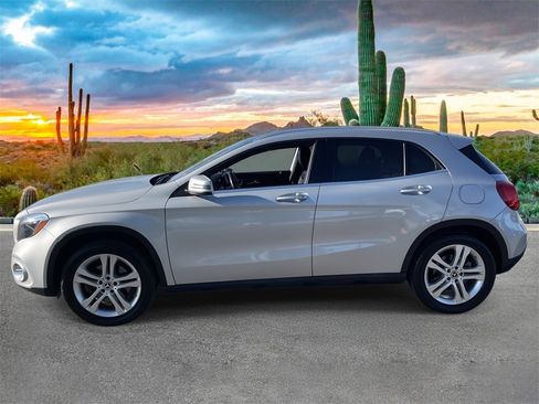 Used 2018 Mercedes-Benz GLA 250 4MATIC image 6