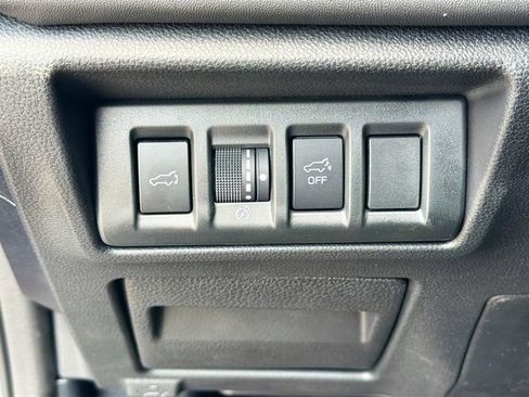 Used 2024 Subaru Outback Onyx Edition AWD/4WD image 33