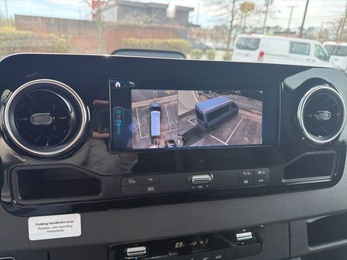 Used 2026 Mercedes-Benz Sprinter 144 Cargo image 19