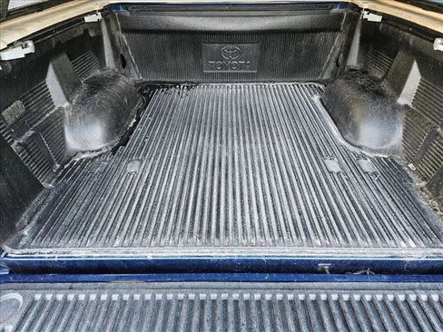 Used 2014 Toyota Tundra SR5 image 6