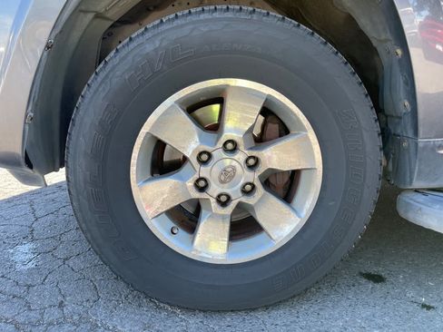 Used 2010 Toyota 4Runner SR5 AWD/4WD image 14